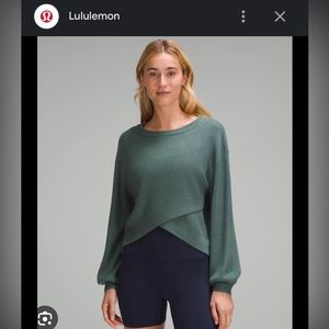 *NEW* Lululemon reversible crossover sweater